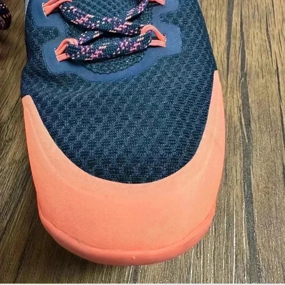 Nike Hyperfeel Run shoes barefoot size 8.5